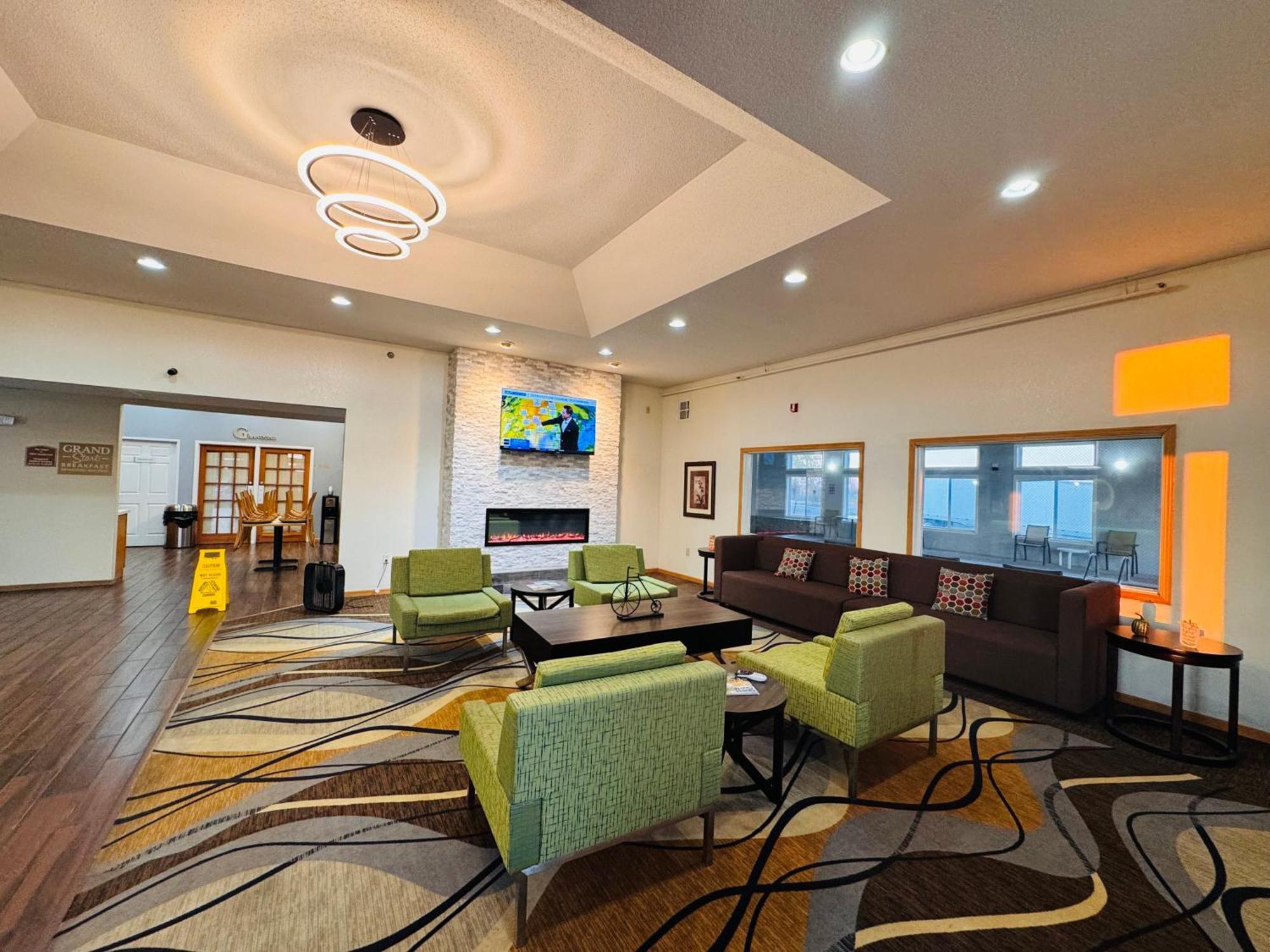 Grandstay Hotel And Suite Waseca Εξωτερικό φωτογραφία